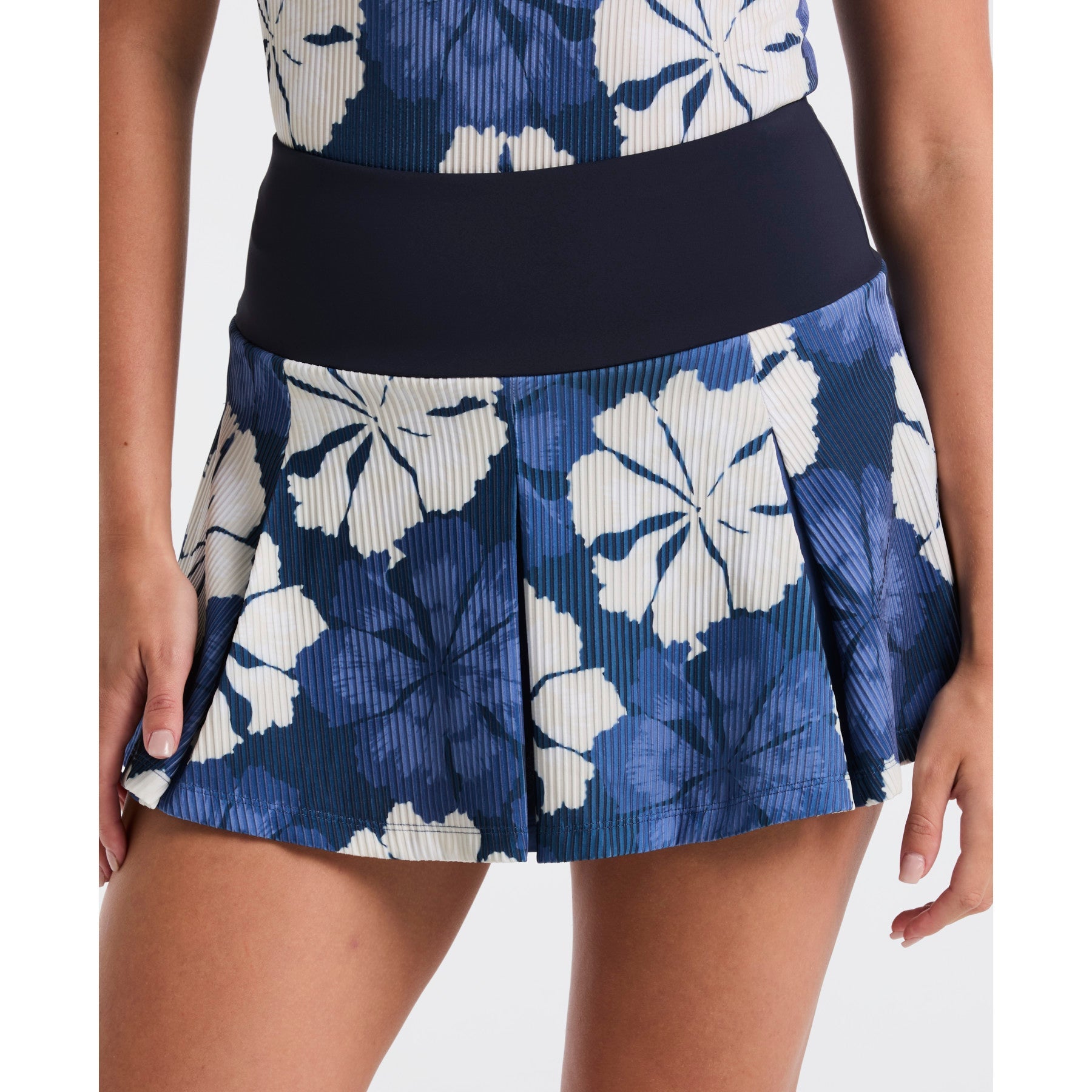 Original Penguin Women's Fuji Floral Tennis Skort In Black Iris(Womens Fuji Floral Tennis Skort Blue O1kbff17gg 417)