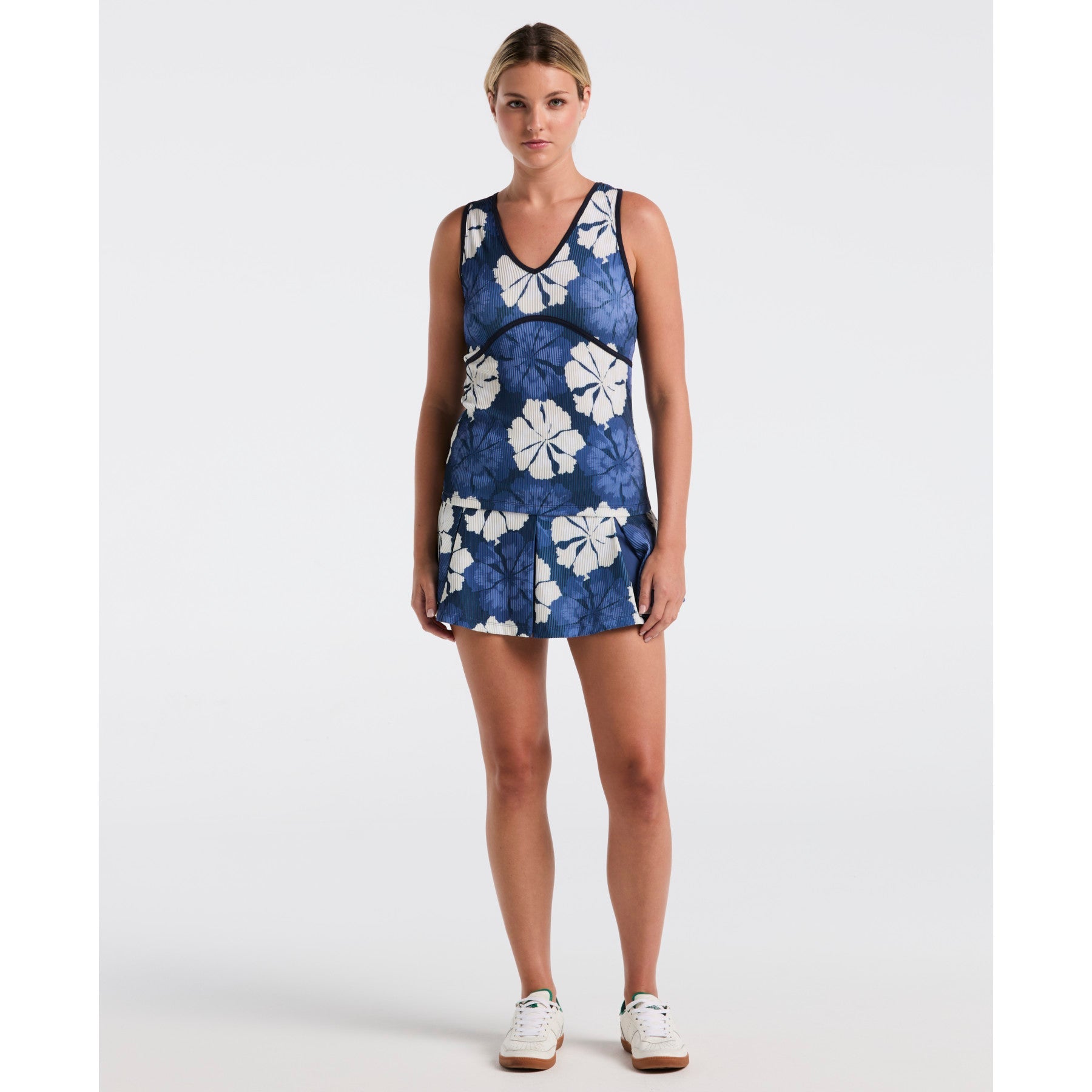 Original Penguin Women's Fuji Floral Tennis Tank Top In Black Iris(Womens Fuji Floral Tennis Tank Top Blue O1kff016gg 417)